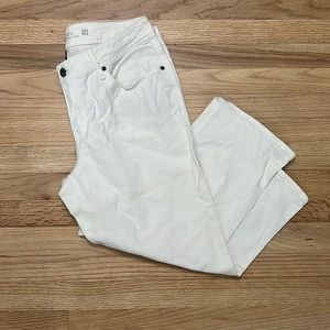 White faded glory capri jeans